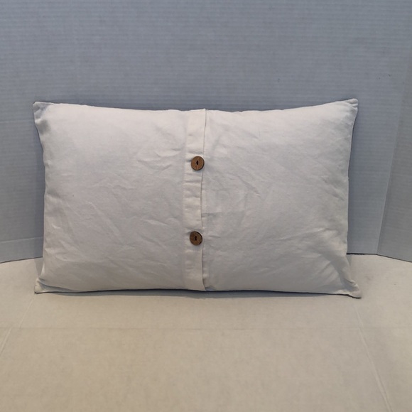 Nordstrom Rack Accent Pillow - Picture 3 of 6